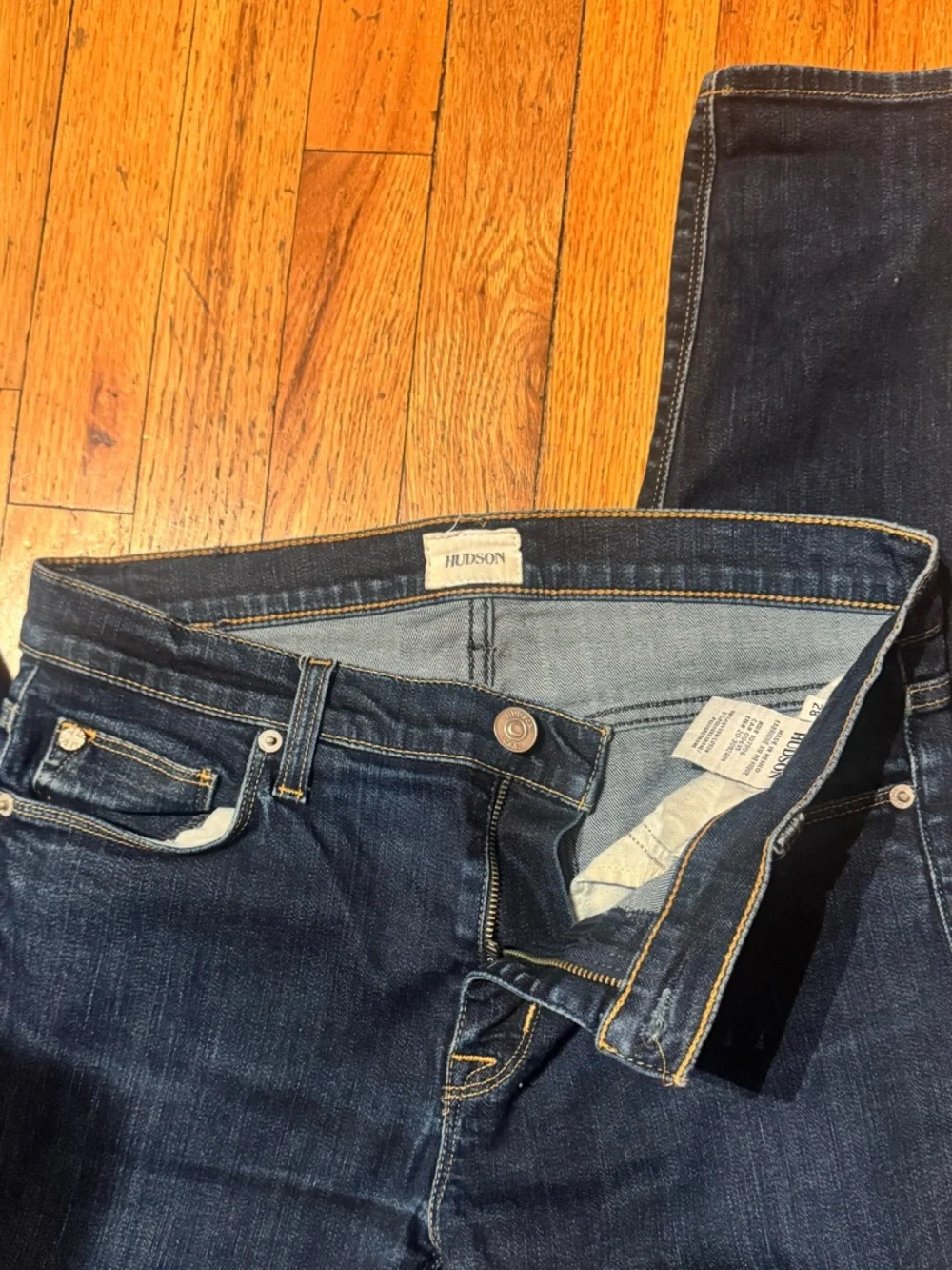 Jean Bundle - Madewell & Hudson - Picture 4 of 5